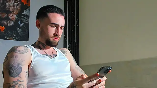 Luke davis01 online show from March 1, 2025, 1:07 pm