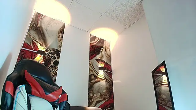 Luke davis01 online show from January 13, 2026, 1:04 pm