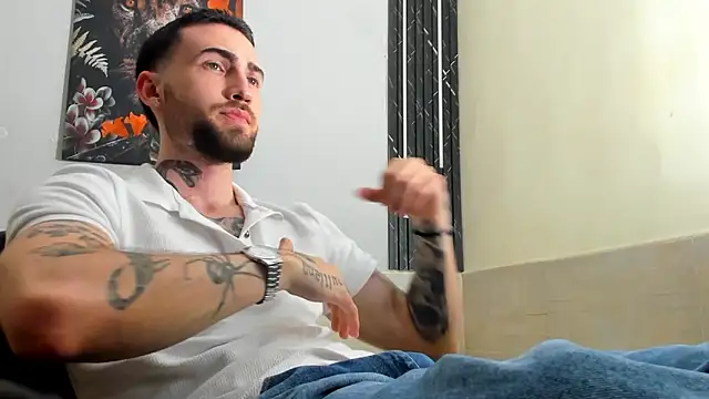 Luke davis01 online show from March 21, 2025, 4:51 pm