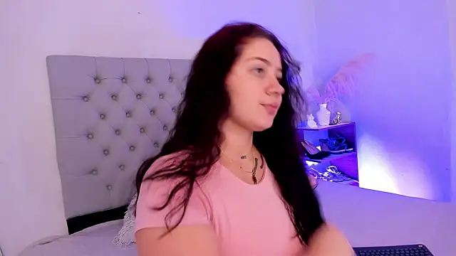 Snapshot of Morgan_Wright chatting on November 12, 2025, 7:40 pm Morgan Wright online show from November 12, 2025, 7:40 pm