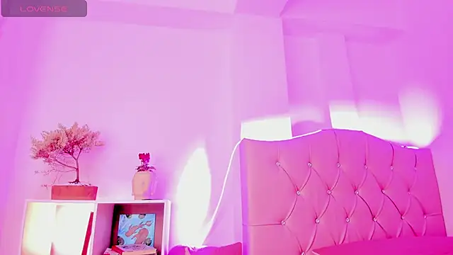 VictoriaBlackfire online show from October 9, 2025, 4:57 am