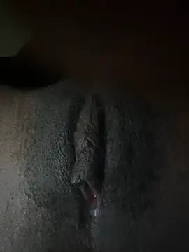 Snapshot of RosalinaXC chatting on February 7, 2025, 10:52 pm RosalinaXC online show from February 7, 2025, 10:52 pm