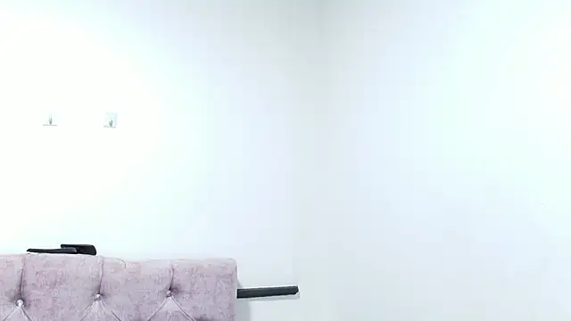 Snapshot of Skye_Moore chatting on October 20, 2025, 12:06 pm Skye Moore online show from October 20, 2025, 12:06 pm