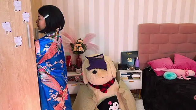 NataliaNovak online show from May 13, 2026, 3:30 pm