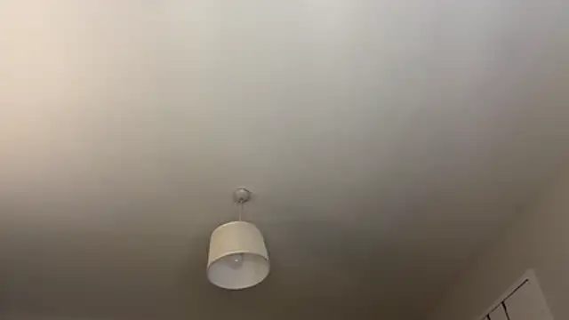 Snapshot of skyejde chatting on February 19, 2026, 6:49 pm skyejde online show from February 19, 2026, 6:49 pm