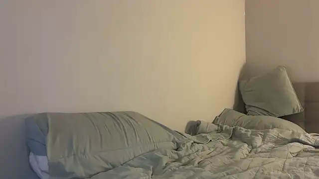 Snapshot of skyejde chatting on September 11, 2025, 6:52 pm skyejde online show from September 11, 2025, 6:52 pm