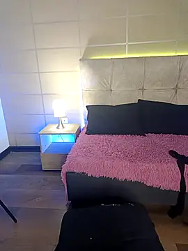  michonne  online show from November 29, 2025, 9:04 pm