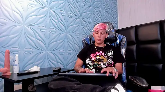 Brianna Hard online show from October 7, 2025, 3:07 am