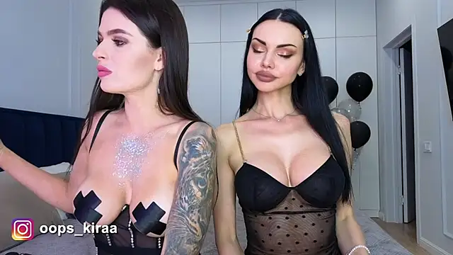 Snapshot of AmyLeeplay chatting on November 15, 2025, 3:38 pm AmyLeeplay online show from November 15, 2025, 3:38 pm