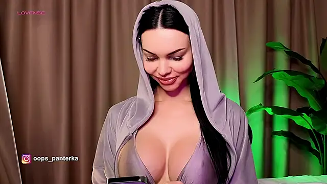 AmyLeeplay online show from March 3, 2026, 10:22 am