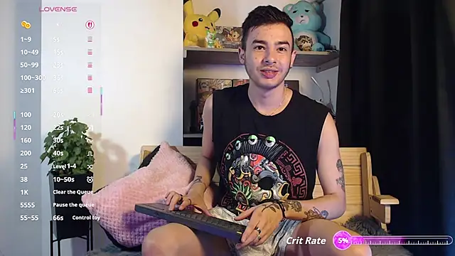 kyle clint07 online show from October 10, 2025, 6:42 pm