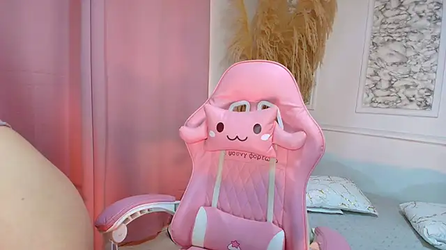 Snapshot of Danella_houston chatting on March 2, 2026, 6:04 pm Danella houston online show from March 2, 2026, 6:04 pm