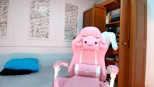 Snapshot of Danella_houston chatting on October 25, 2025, 11:05 pm Danella houston online show from October 25, 2025, 11:05 pm