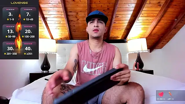 Sebastian Berne online show from October 11, 2025, 7:26 pm