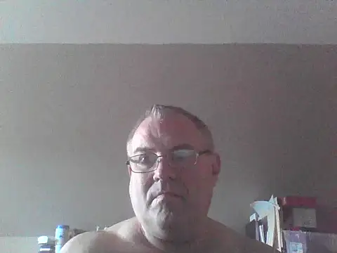 mkestr69 online show from October 30, 2025, 3:31 pm