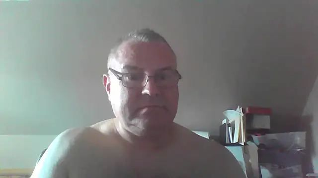 mkestr69 online show from September 22, 2025, 3:40 pm