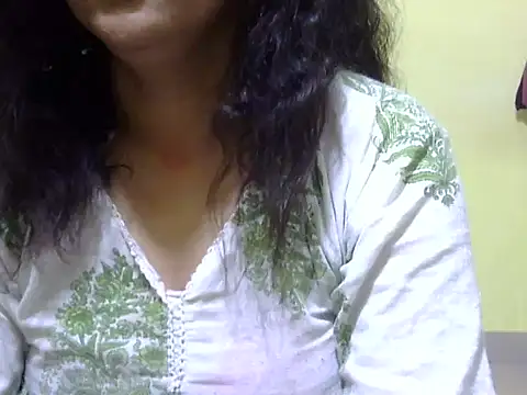 Your cutiepie  online show from October 21, 2025, 6:40 pm