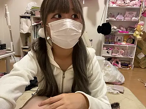 Snapshot of babu_tan_tan chatting on November 17, 2025, 1:59 pm babu tan tan online show from November 17, 2025, 1:59 pm