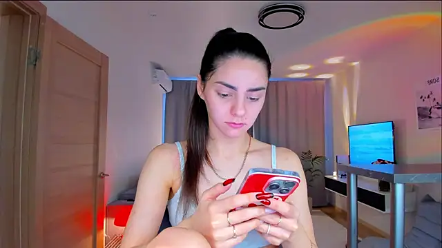 EmiliaZen online show from February 20, 2026, 2:41 pm