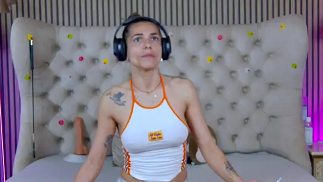 PlayfulShow online show from April 13, 2026, 3:49 pm