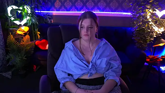 KristiMoons online show from February 28, 2025, 5:15 am