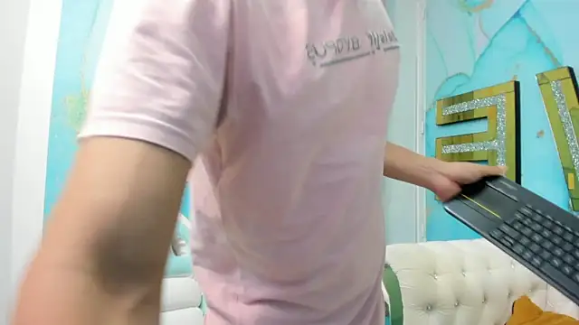 Andy dior18 online show from February 28, 2025, 2:09 am