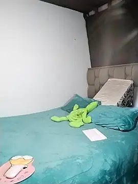 PenelopeMist online show from September 26, 2025, 3:24 am