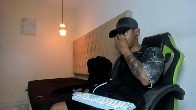 Snapshot of blackdirty420 chatting on February 21, 2026, 4:09 pm blackdirty420 online show from February 21, 2026, 4:09 pm