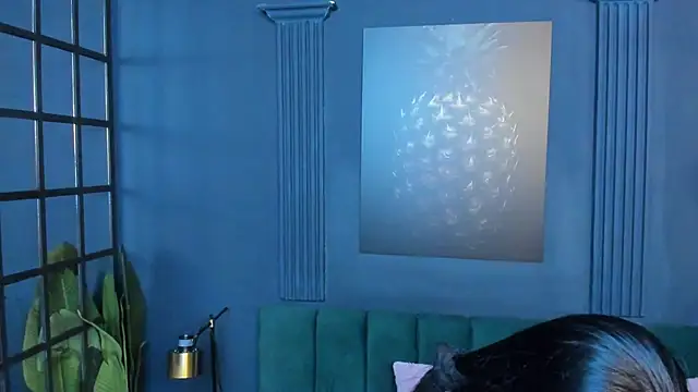 scarlet edwars online show from October 17, 2025, 7:15 pm