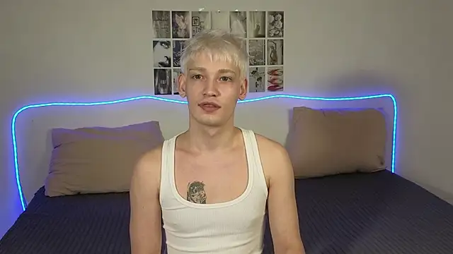 Snapshot of Julian_wins chatting on March 4, 2026, 2:36 pm Julian wins online show from March 4, 2026, 2:36 pm