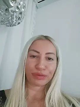 Snapshot of visnjica chatting on October 24, 2025, 4:17 pm visnjica online show from October 24, 2025, 4:17 pm