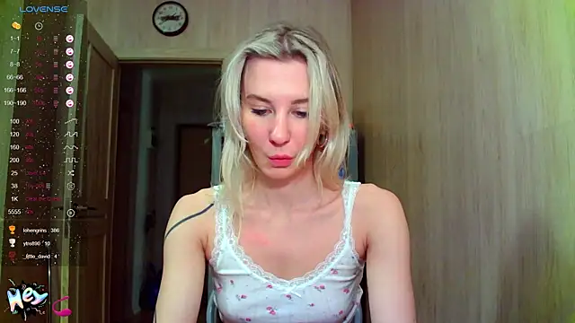 Caramel piegirl online show from January 9, 2026, 8:49 pm