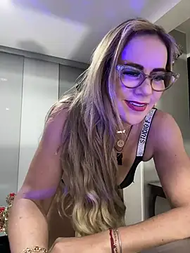 MISSLADYHONSON online show from March 9, 2025, 7:23 am