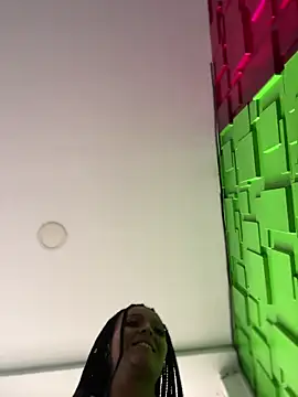 Snapshot of Dulce__Boyd chatting on February 12, 2026, 2:39 pm Dulce Boyd online show from February 12, 2026, 2:39 pm