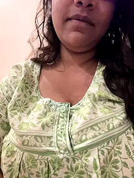 Snapshot of sinnerlady chatting on October 31, 2025, 4:25 pm sinnerlady online show from October 31, 2025, 4:25 pm