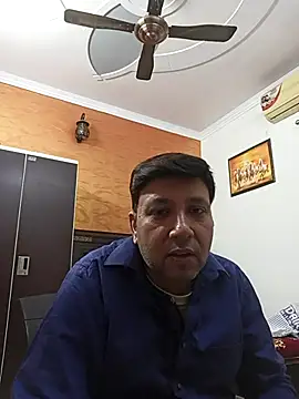 Snapshot of innocentboy1987 chatting on November 7, 2025, 8:08 am innocentboy1987 online show from November 7, 2025, 8:08 am