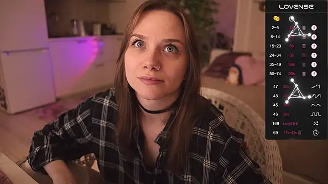 alexa feels  online show from October 24, 2025, 5:01 pm