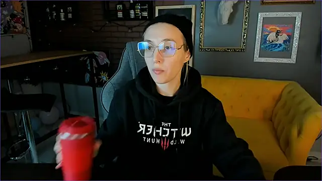 PhilippaAdamas online show from September 18, 2025, 12:02 am