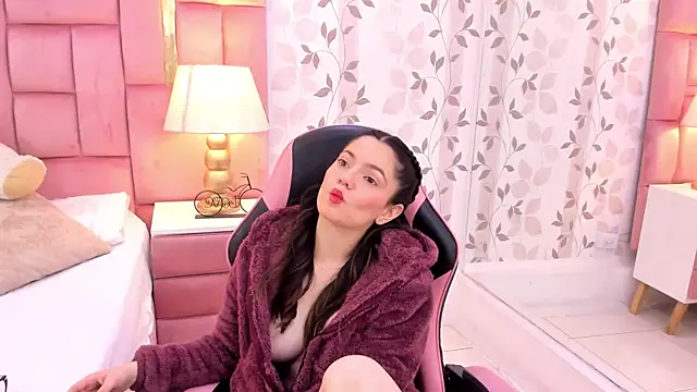 ArianaFranco online show from February 15, 2026, 12:26 pm