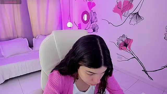 Snapshot of Isabela_Fiorelli chatting on May 11, 2026, 12:50 pm Isabela Fiorelli online show from May 11, 2026, 12:50 pm