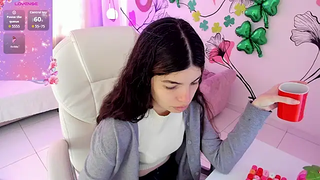 Snapshot of Isabela_Fiorelli chatting on March 15, 2026, 1:18 pm Isabela Fiorelli online show from March 15, 2026, 1:18 pm