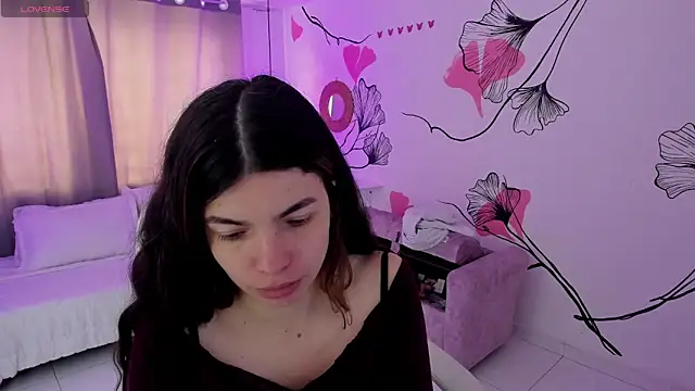Snapshot of Isabela_Fiorelli chatting on May 7, 2026, 1:47 pm Isabela Fiorelli online show from May 7, 2026, 1:47 pm