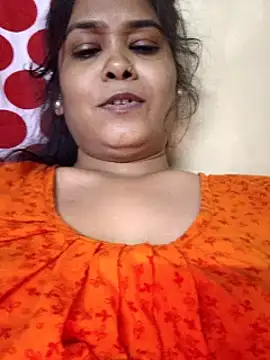 Snapshot of BOLDBEAUTY09 chatting on February 10, 2025, 6:03 pm BOLDBEAUTY09 online show from February 10, 2025, 6:03 pm