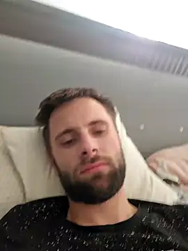 ademandjulia online show from February 15, 2026, 3:11 pm