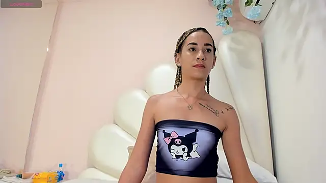 Snapshot of Olivia_Stevens chatting on February 20, 2025, 10:26 pm Olivia Stevens online show from February 20, 2025, 10:26 pm