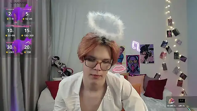 LouiseCoke online show from February 20, 2025, 9:31 pm