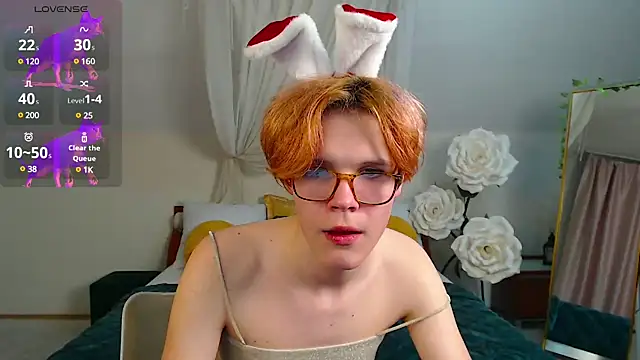 LouiseCoke online show from March 6, 2025, 11:20 pm