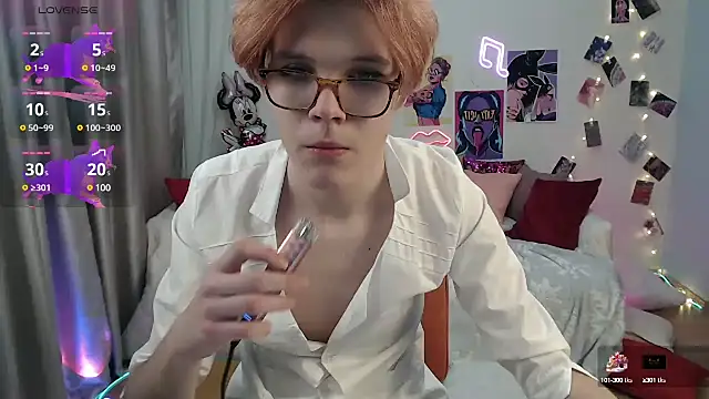 LouiseCoke online show from February 20, 2025, 6:24 pm