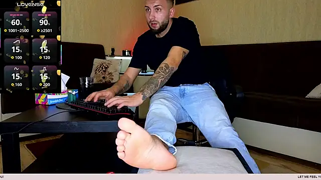 JamieNoxus online show from October 25, 2025, 9:48 pm