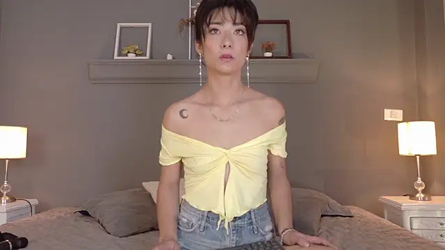 Snapshot of oishii_ambar chatting on November 10, 2025, 1:38 pm oishii ambar online show from November 10, 2025, 1:38 pm